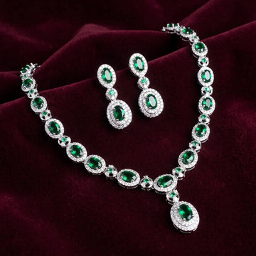 Emerald Halo Necklace Set